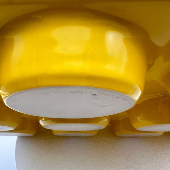 Enameled Cast Iron 12 Muffin Pan Yellow EUC heavy Non Stick cupcake pot mini pie - Picture 5 of 14